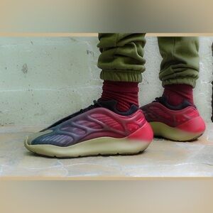 Yeezy 700 carbon fade